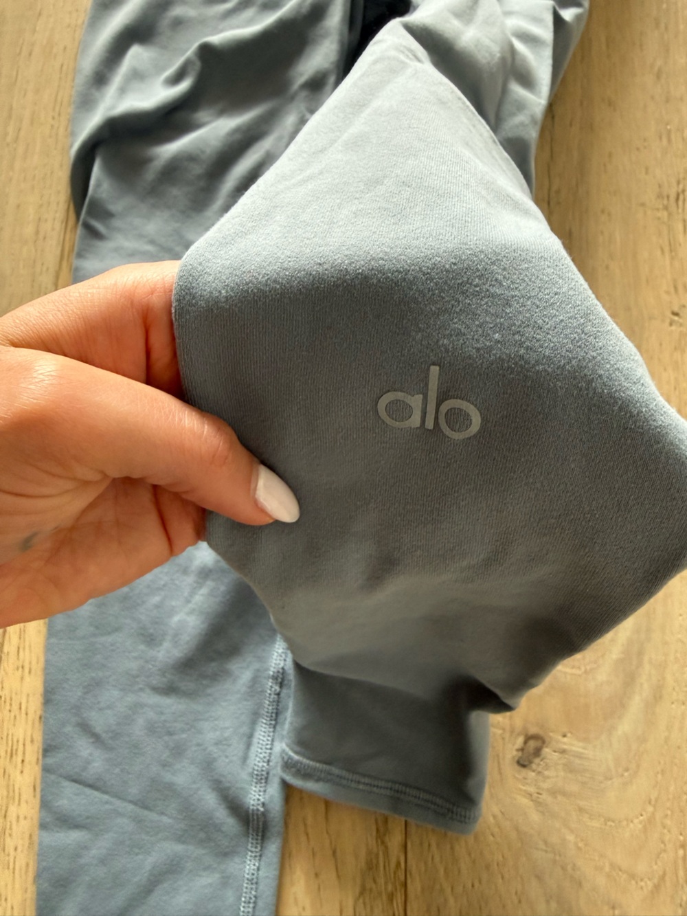 ALO Yoga grey/icey blue Leggings with Subtle Logo